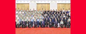 中国人民抗日战争暨世界反法西斯战争胜利80周年纪念活动总结会议在京举行 习近平亲切接见纪念活动筹办工作各方面代表 会议传达习近平关于纪念活动的重要讲话 对学习贯彻讲话精神作出部署 蔡奇参加接见并在总结会议上讲话